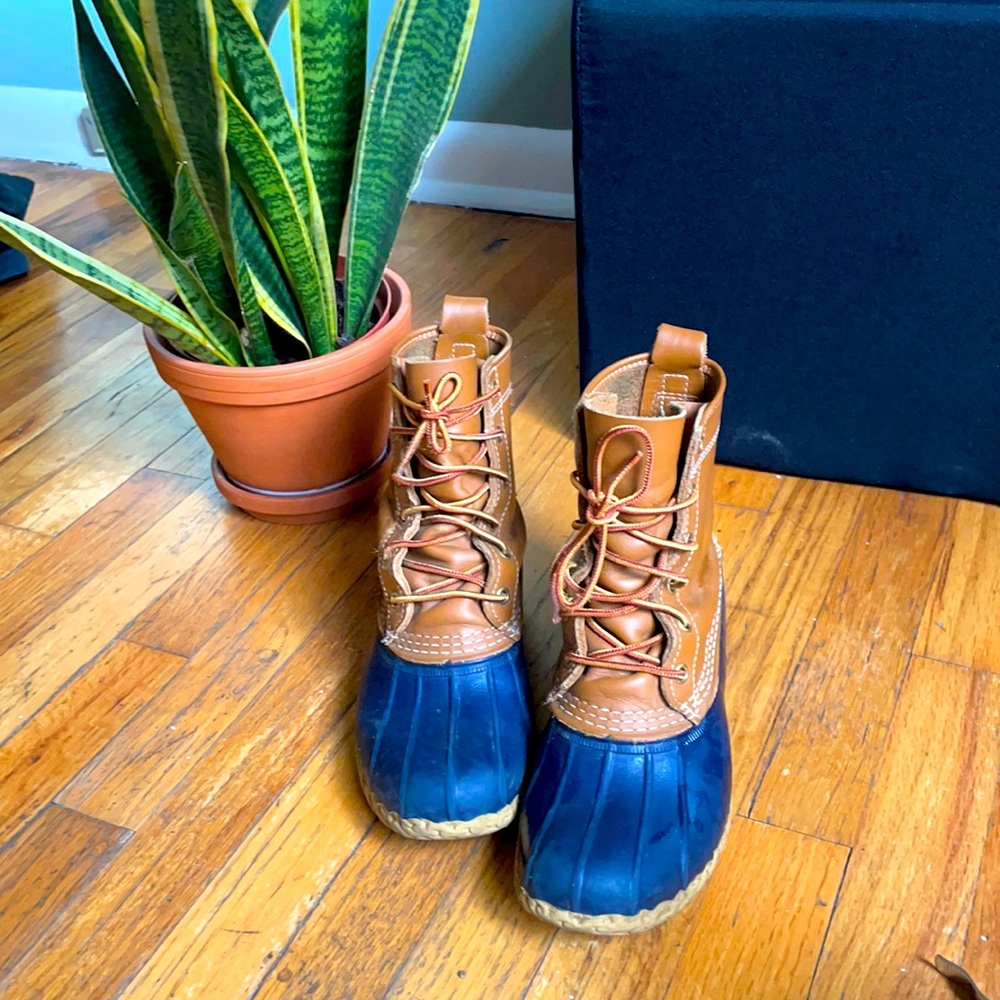Women’s L.L. Bean Boots 8”